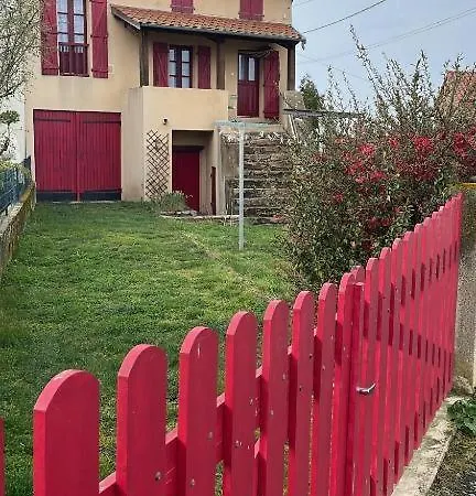 Chaleureuse Ferienhaus *